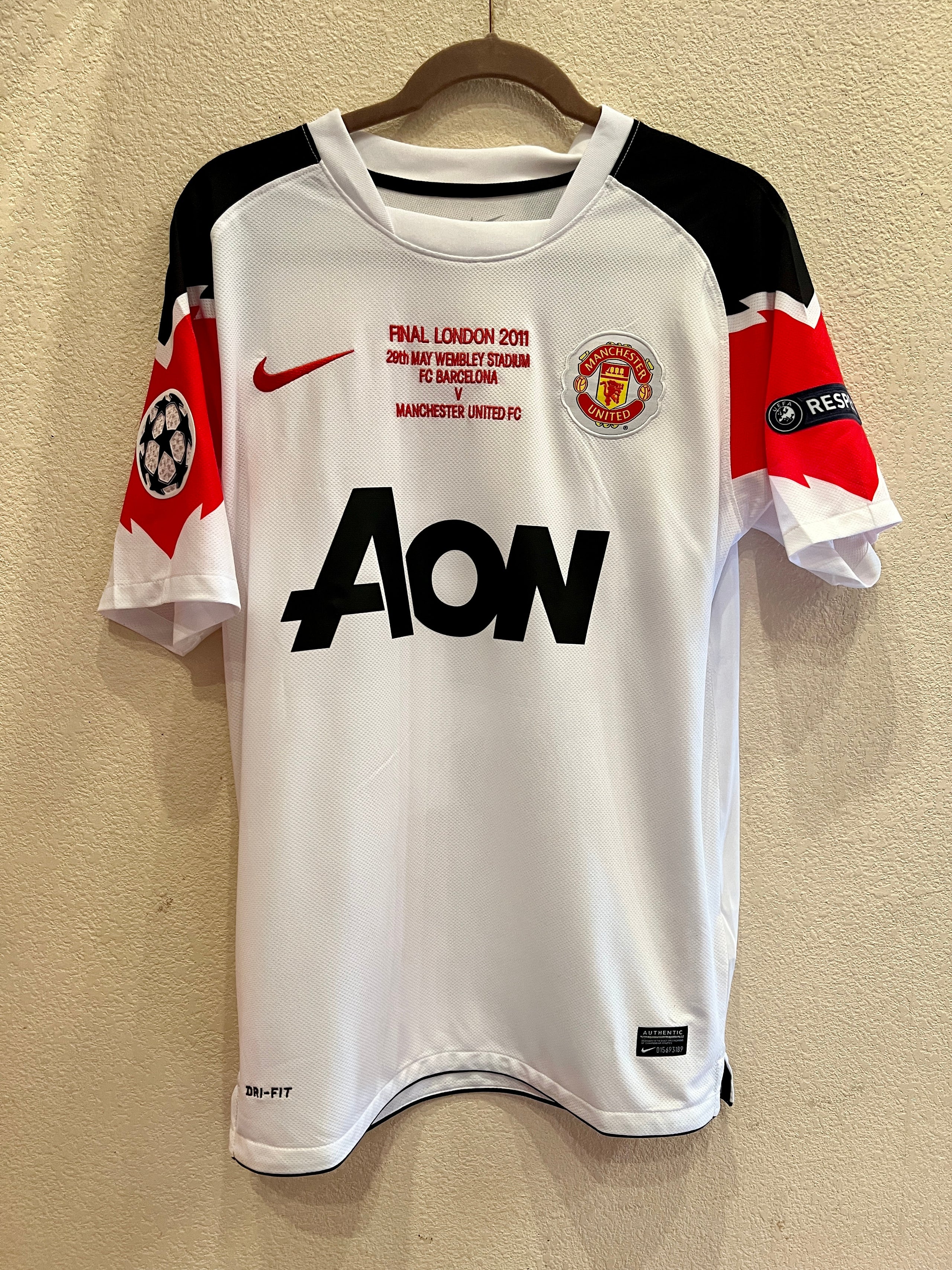 Manchester United 2011 Chicharito UCL final jersey